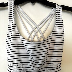 Victoria's Secret Sport Small Sports Bra Strappy Cross Back Stripe Black White